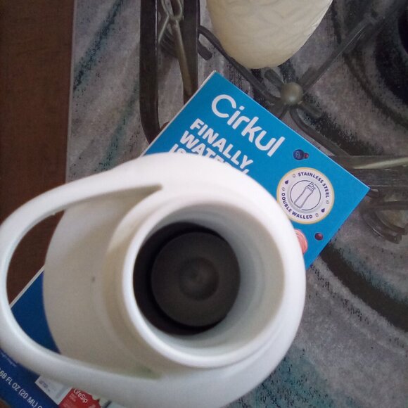 🎉CIRCUL Stainless Steel Water bottle🎉 22oz Set with (2) flavor beverage🎉 - Picture 14 of 14